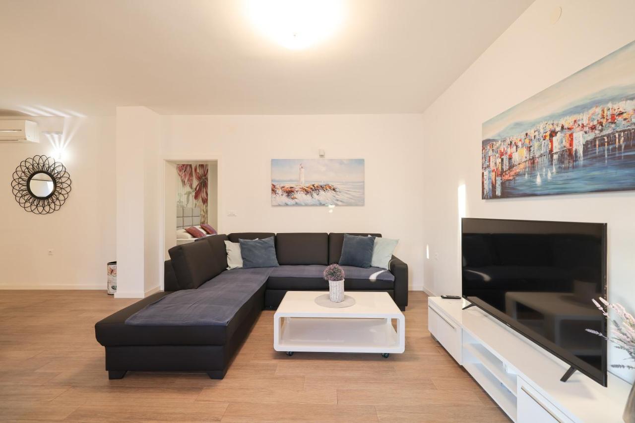 Apartmani Mato 1 Zara Esterno foto