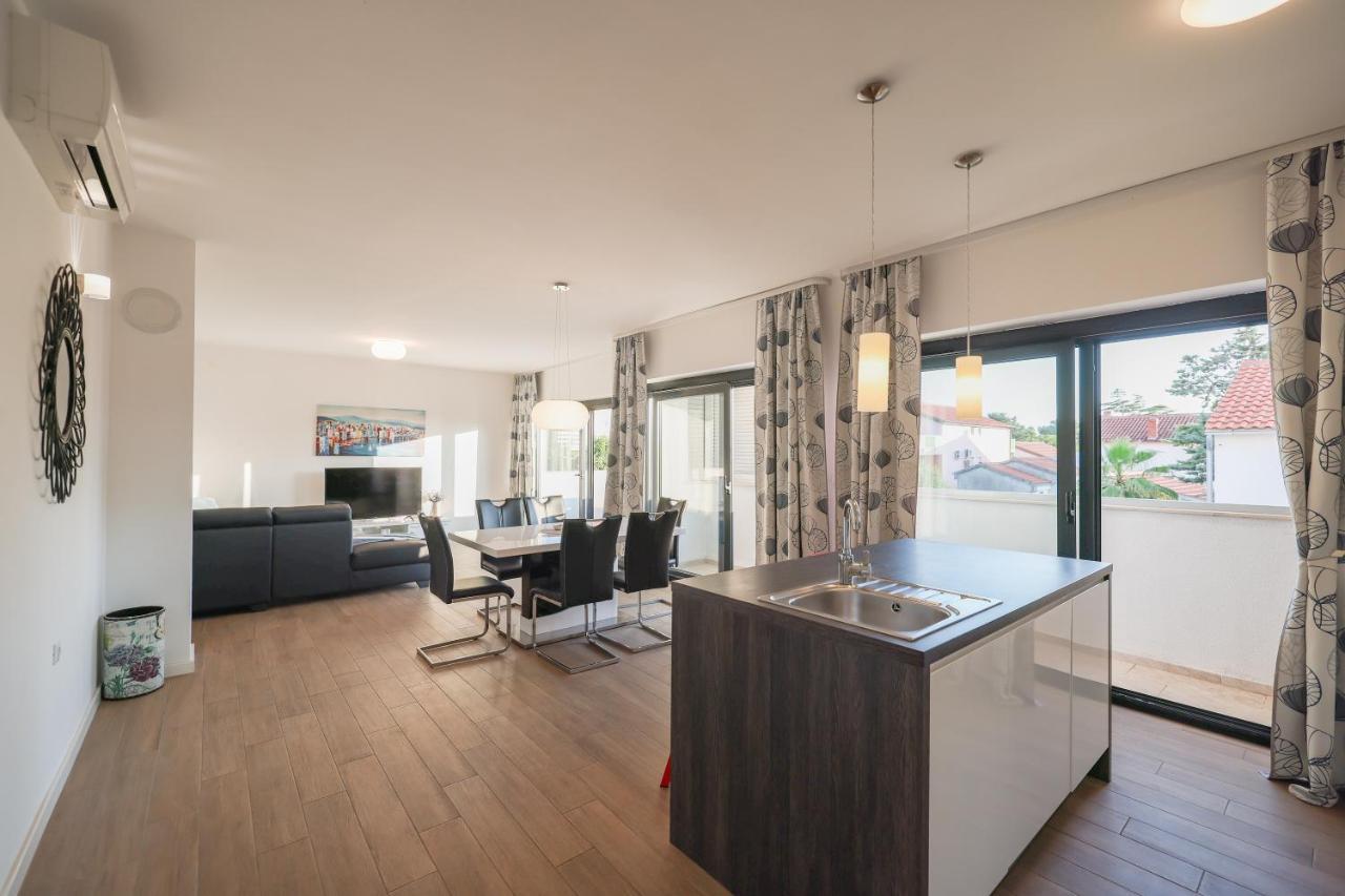 Apartmani Mato 1 Zara Esterno foto