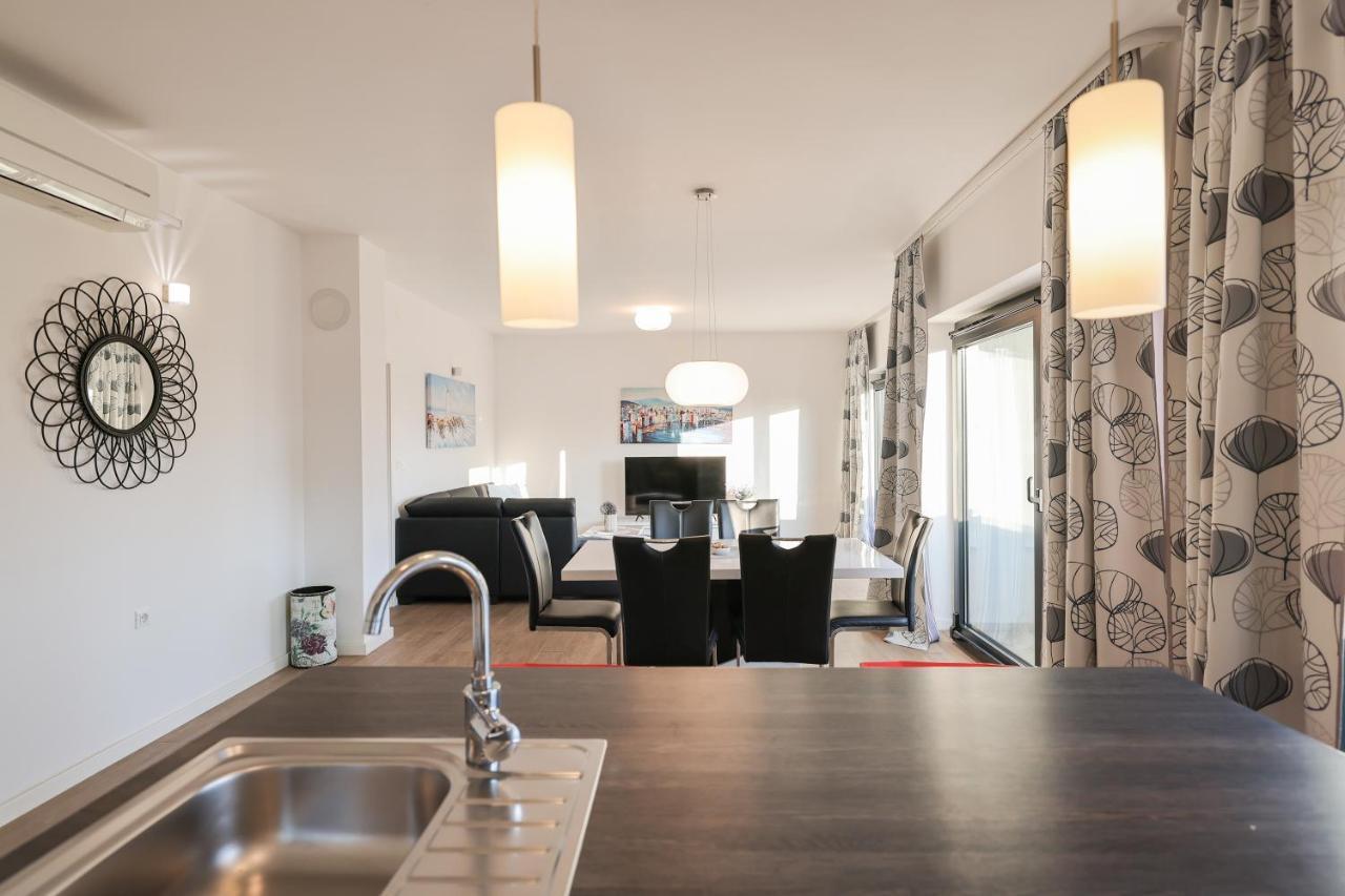 Apartmani Mato 1 Zara Esterno foto