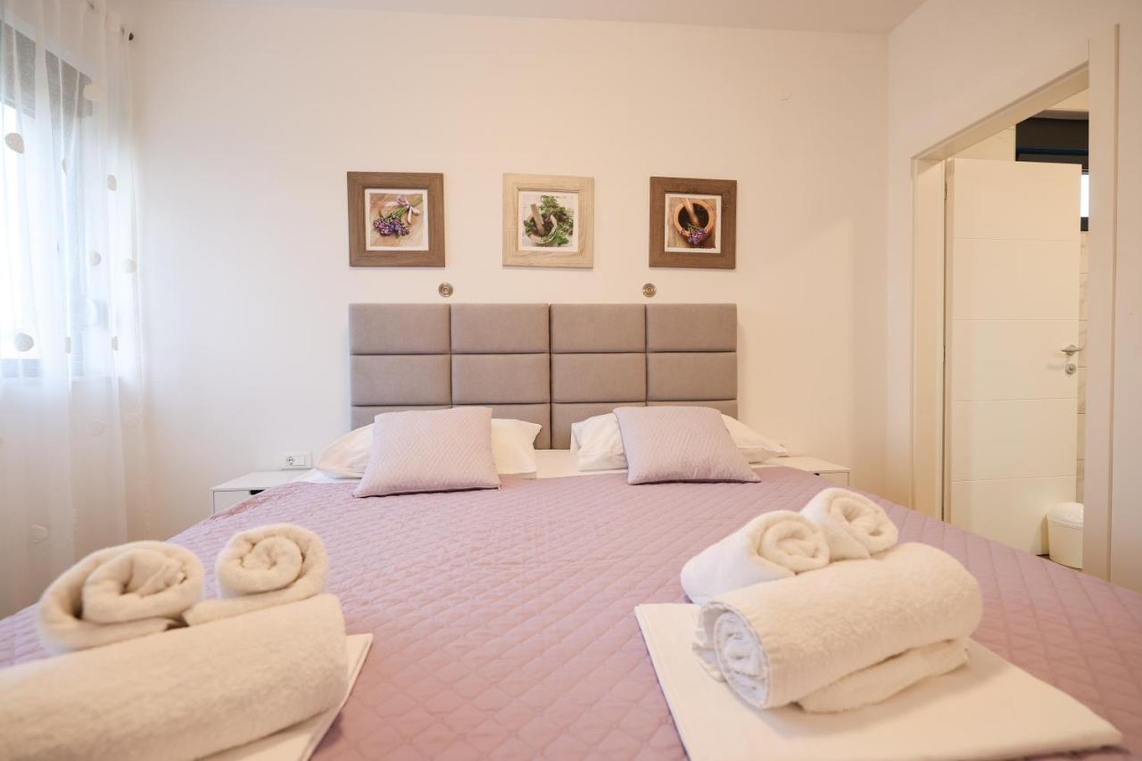 Apartmani Mato 1 Zara Esterno foto